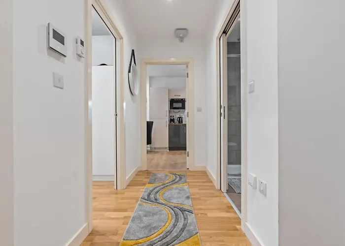 Spacious Flat - Sleeps 8 - View Centre Apartamento *