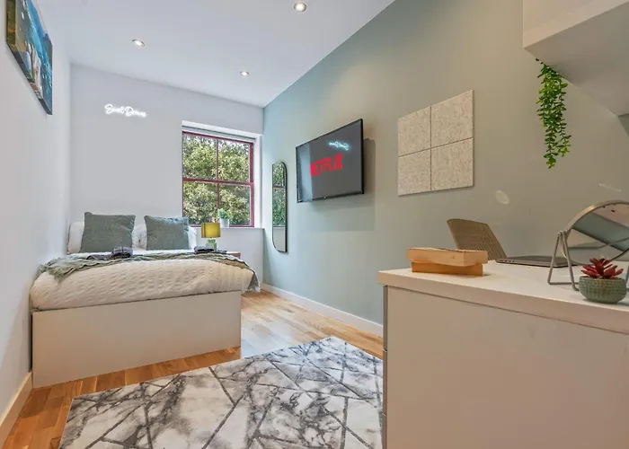 Apartamento Spacious Flat - Sleeps 8 - View Centre