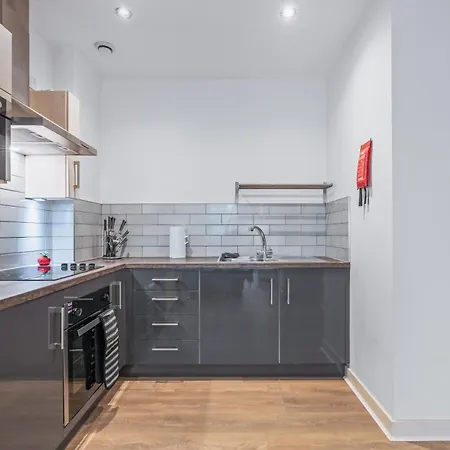 아파트 Spacious Flat - Sleeps 8 - View Centre 리즈