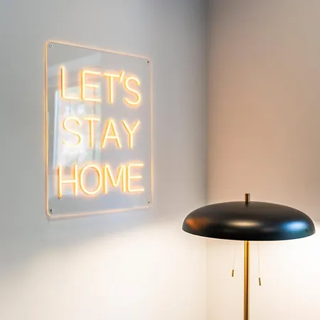 Spacious Flat - Sleeps 8 - View Centre 리즈